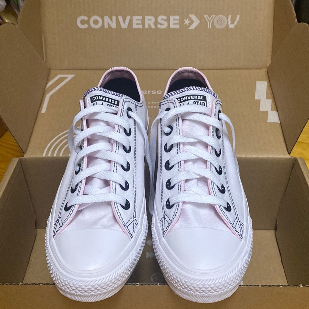 BRAND NEW custom Chuck Taylor Converse by You sneakers Size 8.5